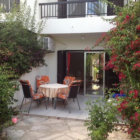 Paphos Townhouse Villa Екстериор снимка