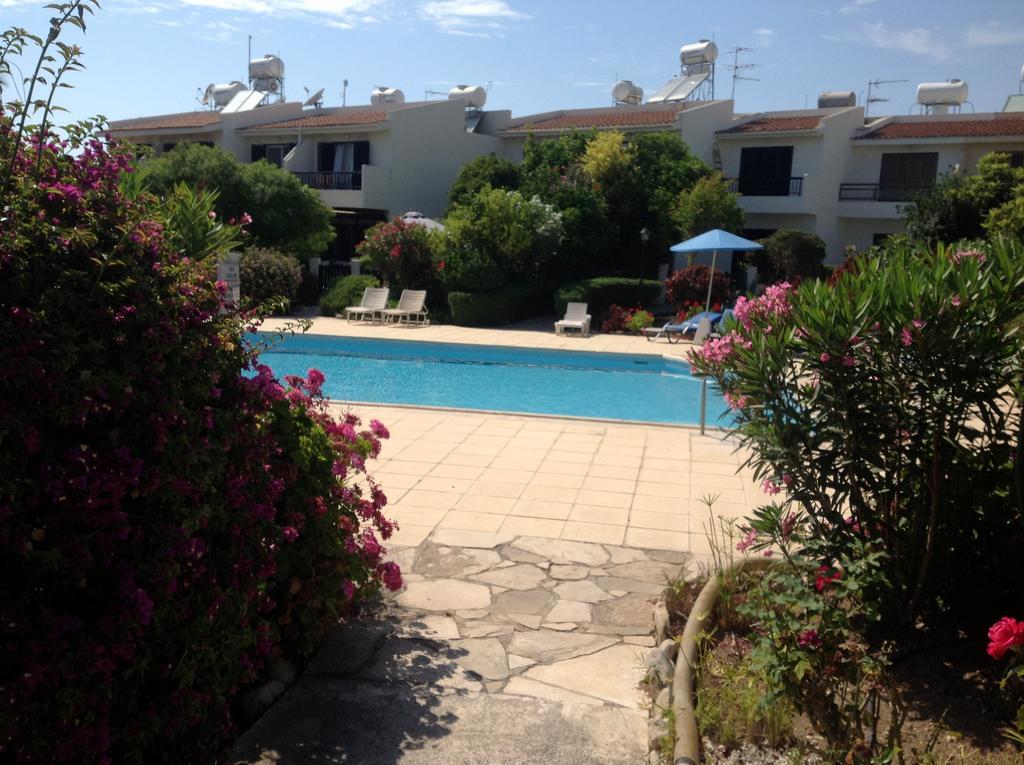 Paphos Townhouse Villa Екстериор снимка